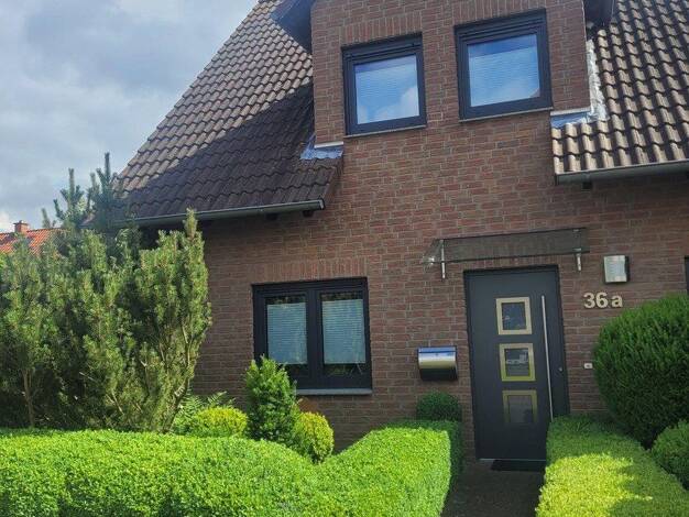 Doppelhaushälfte zum Kauf provisionsfrei 359.000 € 4 Zimmer 94 m² 316 m² Grundstück frei ab 01.03.2027 Holle Holle/direkt 31188