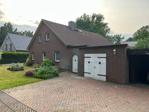 Einfamilienhaus zum Kauf provisionsfrei 283.000 € 5 Zimmer 1.000 m² Grundstück frei ab sofort In den Bergen 3 Aschenstedt Dötlingen 27801