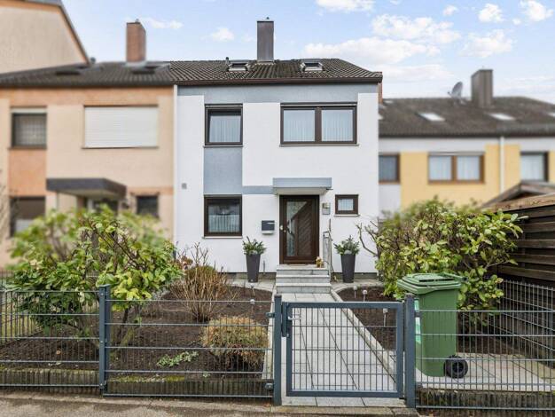 Reihenmittelhaus zum Kauf 535.000 € 6 Zimmer 132 m² 154 m² Grundstück Unterfarrnbach Fürth 90766