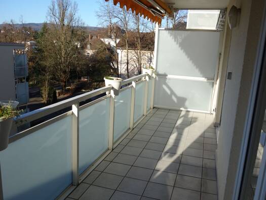 Wohnung zur Miete 1.420 € 3,5 Zimmer 98 m² Geschoss 3/5 frei ab sofort Wiesbaden 65195