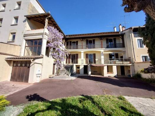 Haus zum Kauf 254.000 € 430 m² 777 m² Grundstück Saint-Martory 31360
