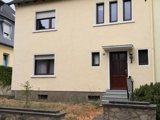 Mehrfamilienhaus zum Kauf 250.000 € 6 Zimmer 165 m² 1.643 m² Grundstück frei ab sofort Gersweiler West 66128