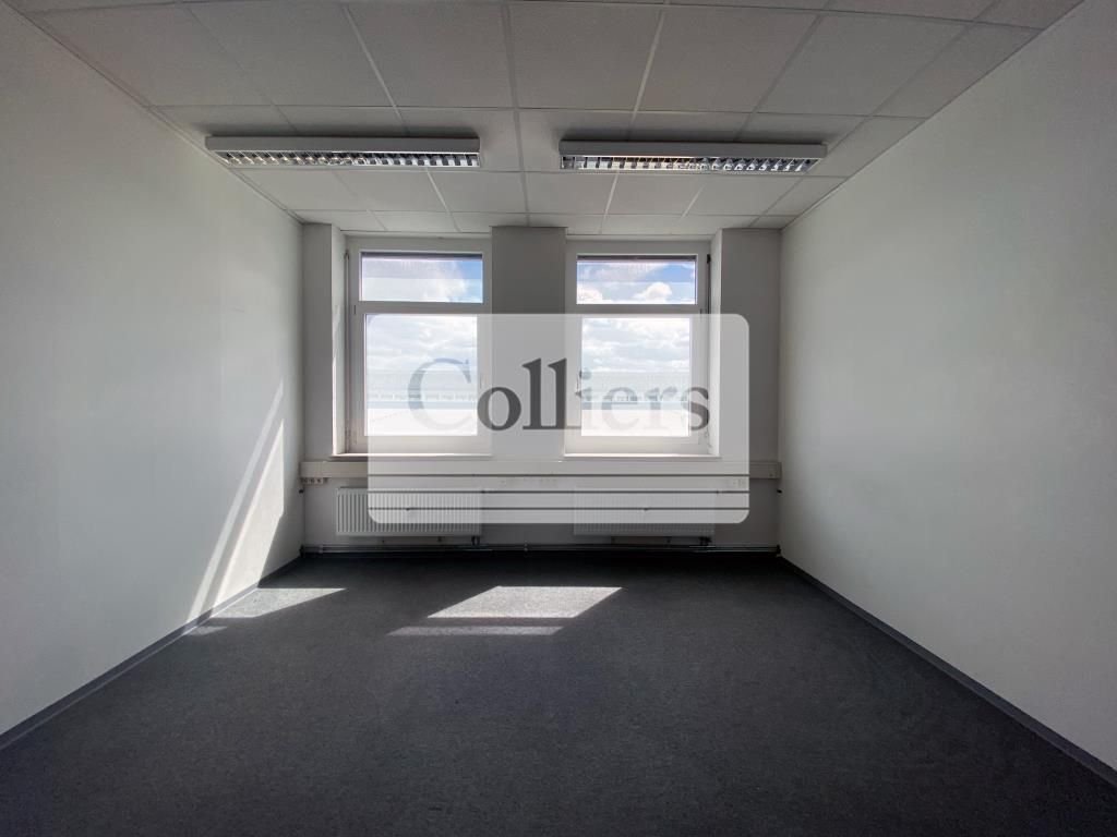 Büro-/Praxisfläche zur Miete 8,50 € 6.086 m²<br/>Bürofläche ab 400 m²<br/>Teilbarkeit Dutzendteich Nürnberg 90471