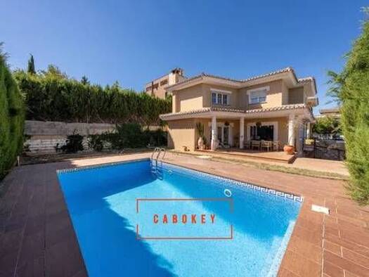 Chalet zum Kauf 540.000 € 3 Zimmer 324 m² Calle Camelia, 19 B Villa de Otura 18630