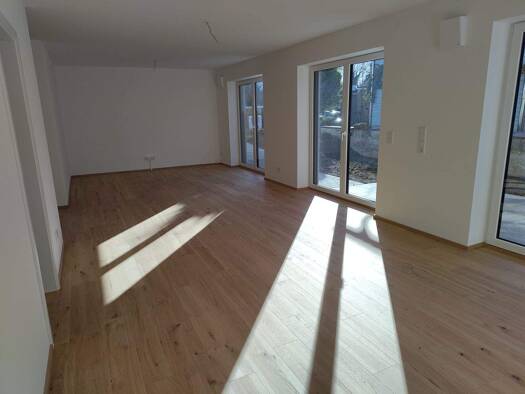 Maisonette zur Miete 2.100 € 6 Zimmer 134 m² 3 Geschosse frei ab sofort Schulstraße 1 Daisendorf 88718