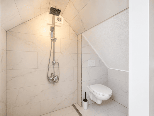 Doppelhaushälfte zum Kauf 630.000 € 9 Zimmer 210 m² 143 m² Grundstück Oberboihingen 72644