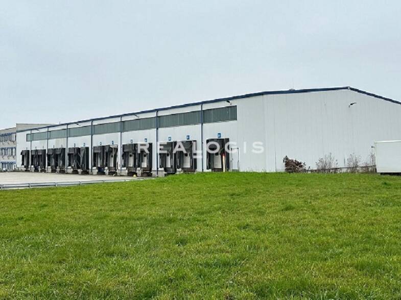 Halle/Industriefläche zur Miete 3.243 m² Lagerfläche Korbußen 07554