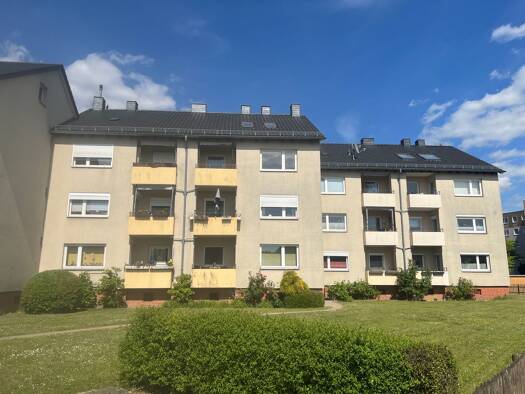 Wohnung zum Kauf 110.000 € 4 Zimmer 108 m² Dachgeschoss, 2. Geschoss frei ab sofort Flechtorf Lehre 38165