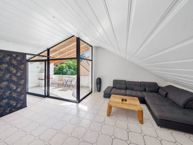 Wohnung zum Kauf 729.000 € 4 Zimmer 123 m² Dachgeschoss Puchheim Bahnhof Puchheim 82178