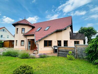 Einfamilienhaus zum Kauf 849.000 € 5 Zimmer 210 m² 942 m² Grundstück frei ab 01.10.2025 Apfelweg 3 Borthen Dohna 01809