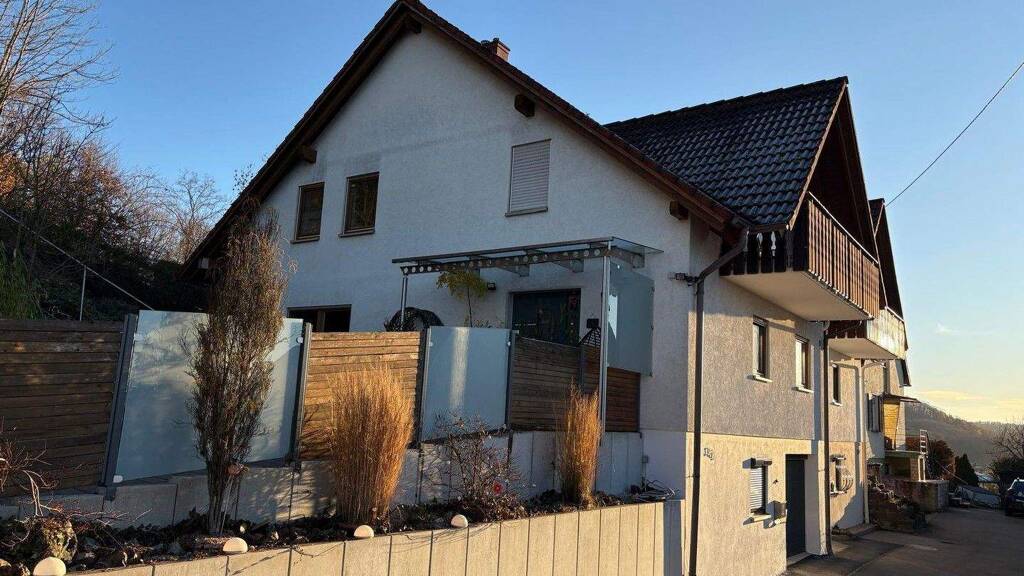 Doppelhaushälfte zum Kauf provisionsfrei 629.900 € 6 Zimmer 140 m² 749 m² Grundstück frei ab 31.07.2026 Hildrizhauser Straße 36 Rohrau Gärtringen (OT Rohrau) 71116