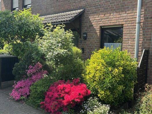 Reihenmittelhaus zum Kauf provisionsfrei 498.000 € 4 Zimmer 112 m² 192 m² Grundstück Maria-Montessori-Straße 8 Baumberg Monheim am Rhein 40789