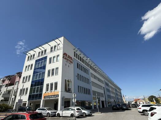 Büro zur Miete 8 € 2 Zimmer Wiener Neudorf 2351