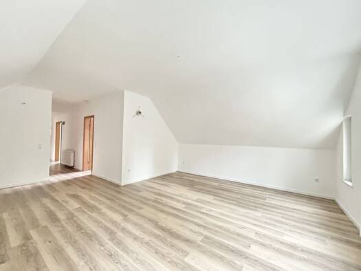 Bürofläche zur Miete 850 € 3 Zimmer 82 m² Bürofläche Mitte Delmenhorst 27749