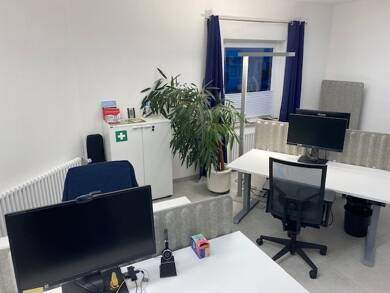 Bürofläche zur Miete provisionsfrei 725 € 38 m² Bürofläche Robert-Bosch-Str. Warmbronn Leonberg 71229