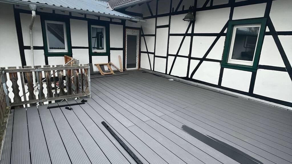 Terrassenwohnung zur Miete 1.050 € 2 Zimmer 105 m² Geschoss 1/2 frei ab sofort Oberdreeser Straße 16 Oberdrees Rheinbach 53359
