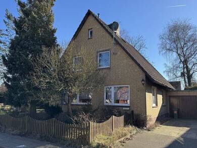 Einfamilienhaus zum Kauf 215.000 € 6 Zimmer 120 m² 685 m² Grundstück frei ab sofort Heide Heide 25746