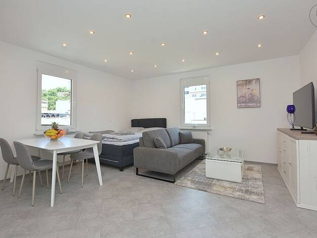Wohnung zur Miete auf Zeit 1.290 € 1 Zimmer 32 m² frei ab 01.10.2026 Mitte Mitte 70182