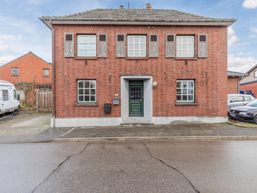 Haus zum Kauf 249.000 € 6 Zimmer 156 m² Süsterseel Selfkant 52538