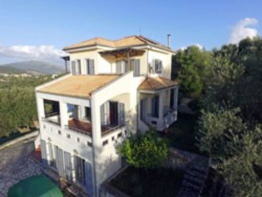 Einfamilienhaus zum Kauf 290.000 € 5 Zimmer 195 m² 950 m² Grundstück Igoumenitsa Municipality 46100