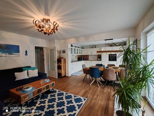 Wohnung zum Kauf 390.000 € 3 Zimmer 78 m² frei ab sofort Hirten Burgkirchen 84508