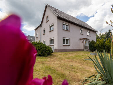 Mehrfamilienhaus zum Kauf 150.000 € 6 Zimmer 180 m² 870 m² Grundstück Frankenthal 01909