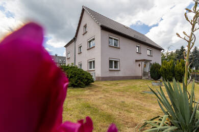 Mehrfamilienhaus zum Kauf 150.000 € 6 Zimmer 180 m² 870 m² Grundstück Frankenthal 01909