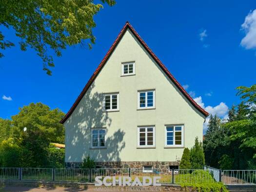 Haus zum Kauf 219.000 € 12 Zimmer 300 m² 531 m² Grundstück Arendsee Arendsee (Altmark) 39619