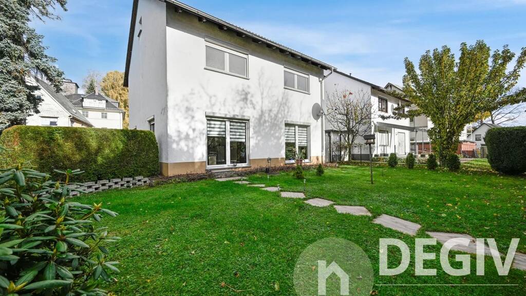 Einfamilienhaus zum Kauf 329.000 € 4 Zimmer 119 m² 550 m² Grundstück Neukirchen 09221