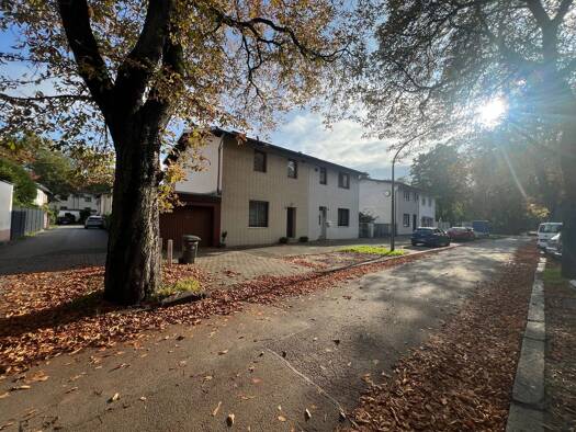 Doppelhaushälfte zur Miete 1.800 € 3,5 Zimmer 135 m² 350 m² Grundstück frei ab 01.11.2026 Neudorf-Süd Duisburg 47057