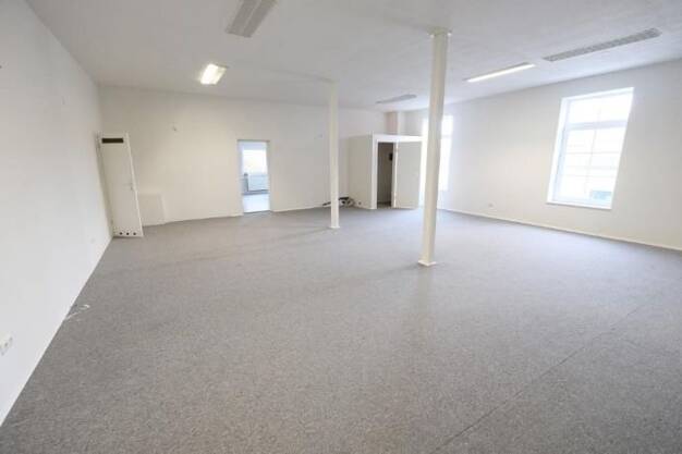 Ladenfläche zum Kauf 115.000 € 4 Zimmer 158 m² Verkaufsfläche Lütjenburg 24321