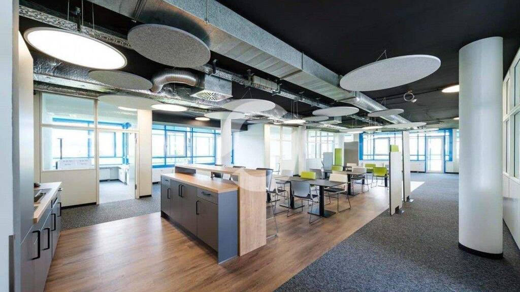 Büro zur Miete provisionsfrei 595 m² Bürofläche teilbar ab 595 m² Weilimdorf Stuttgart, Weilimdorf 70499