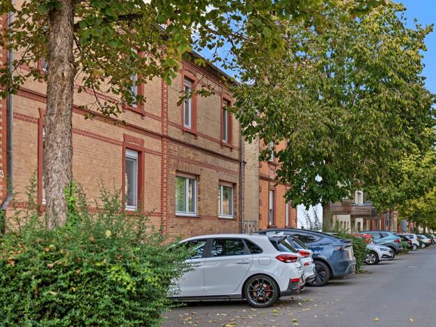 Haus zum Kauf 1.195.000 € 10 Zimmer 286,6 m² 244 m² Grundstück Niederrad Frankfurt am Main 60528