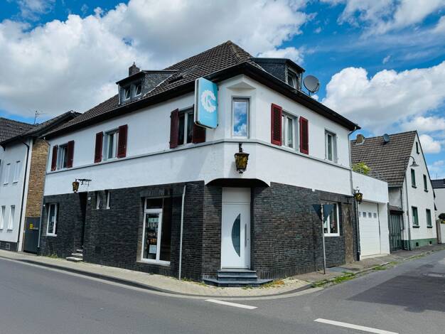 Mehrfamilienhaus zum Kauf als Kapitalanlage geeignet 649.000 € 10 Zimmer 351 m² 196 m² Grundstück Alfter 53347
