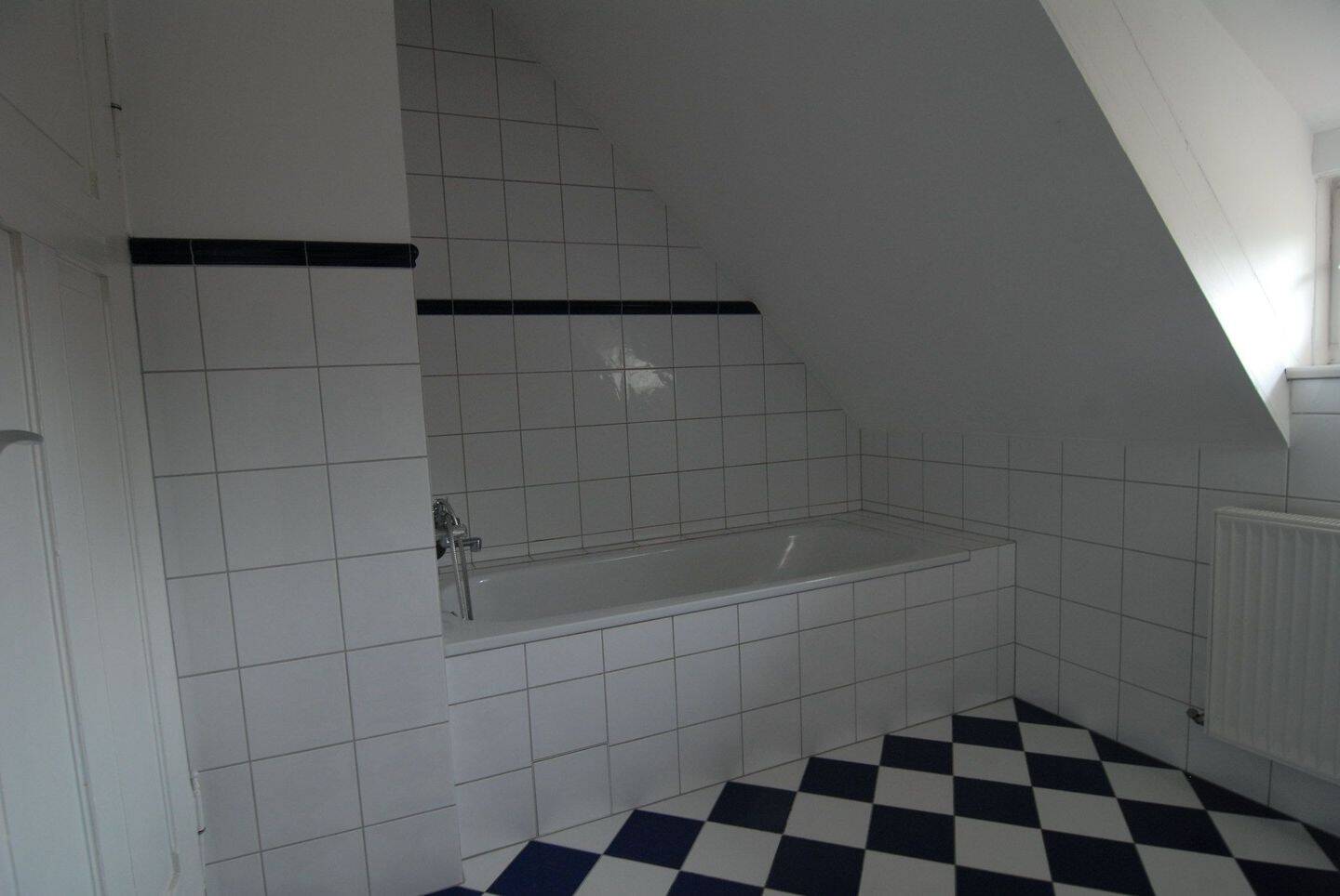 Property thumbnail 9