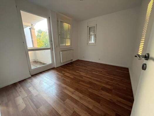 Wohnung zum Kauf 208.000 € 3 Zimmer 77 m² 2. Geschoss Öhringen Öhringen 74613
