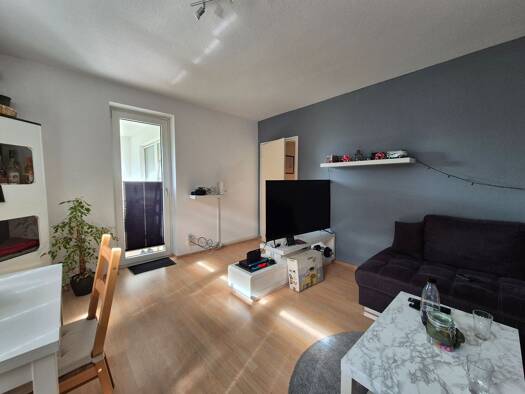 Wohnung zum Kauf provisionsfrei 178.000 € 3 Zimmer 66 m² Geschoss 1/10 frei ab sofort Schillerstraße 2 Bischofsheim Maintal 63477