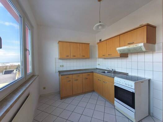 Wohnung zur Miete 237 € 2 Zimmer 43 m² 5. Geschoss Dietrich-Bonhoeffer-Straße 43 Zeitz 06712