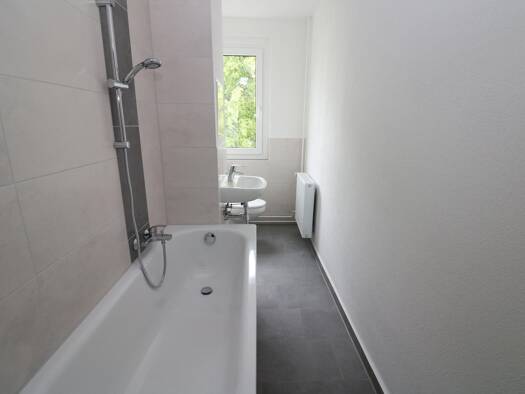 Wohnung zur Miete 489 € 4 Zimmer 69,5 m² 2. Geschoss Maxim-Gorki-Straße 96 Freiberg Freiberg 09599