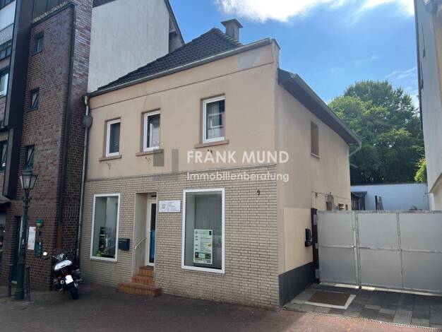 Einfamilienhaus zum Kauf 160.000 € 4 Zimmer 134 m² 278 m² Grundstück Wickrath West 41189