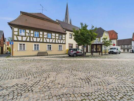 Haus zum Kauf 483,1 m² 1.061 m² Grundstück Baunach 96148