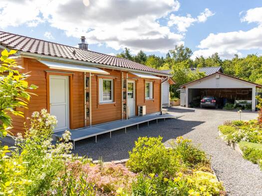 Einfamilienhaus zum Kauf 269.000 € 2 Zimmer 40,1 m² 2.130 m² Grundstück Maßbach Maßbach 97711