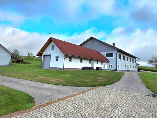 Produktionshalle zum Kauf 580.000 € 1.500 m² Lagerfläche Gallizien 9123