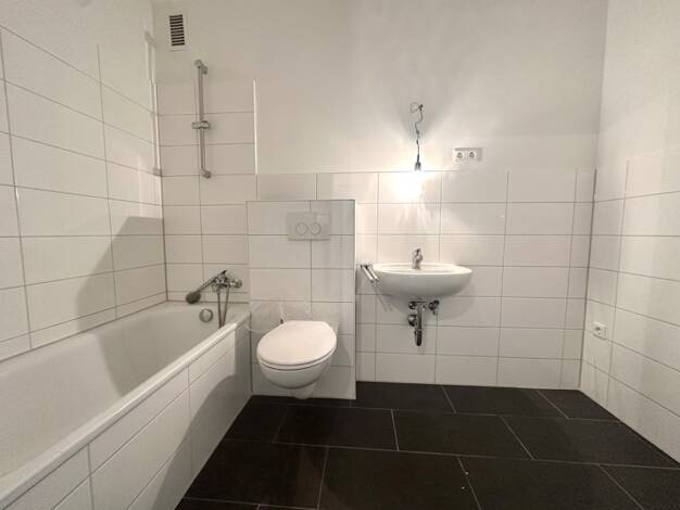 Wohnung zur Miete nur mit Wohnberechtigungsschein 325 € 2,5 Zimmer 60,7 m² 6. Geschoss frei ab 18.04.2026 Holzwickeder Str. 103 Brackel Dortmund 44309