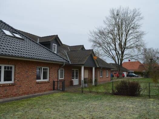 Mehrfamilienhaus zum Kauf 499.000 € 15 Zimmer 367 m² 2.236 m² Grundstück Preten Amt Neuhaus 19273