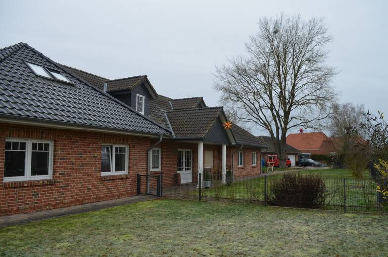 Mehrfamilienhaus zum Kauf 520.000 € 15 Zimmer 367 m² 2.236 m² Grundstück Preten Amt Neuhaus 19273