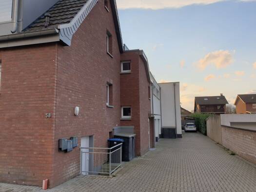 Einfamilienhaus zur Miete 1.196 € 4 Zimmer 138 m² Heinsberg Heinsberg 52525