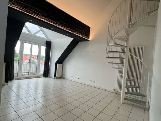 Wohnung zur Miete 1.000 € 3,5 Zimmer 79 m² Geschoss 2/2 frei ab 01.05.2026 Burgfarrnbach Fürth 90768