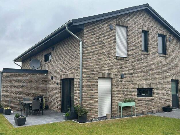 Doppelhaushälfte zur Miete 1.200 € 3 Zimmer 101 m² 597 m² Grundstück frei ab 01.04.2026 Warstade Hemmoor 21745