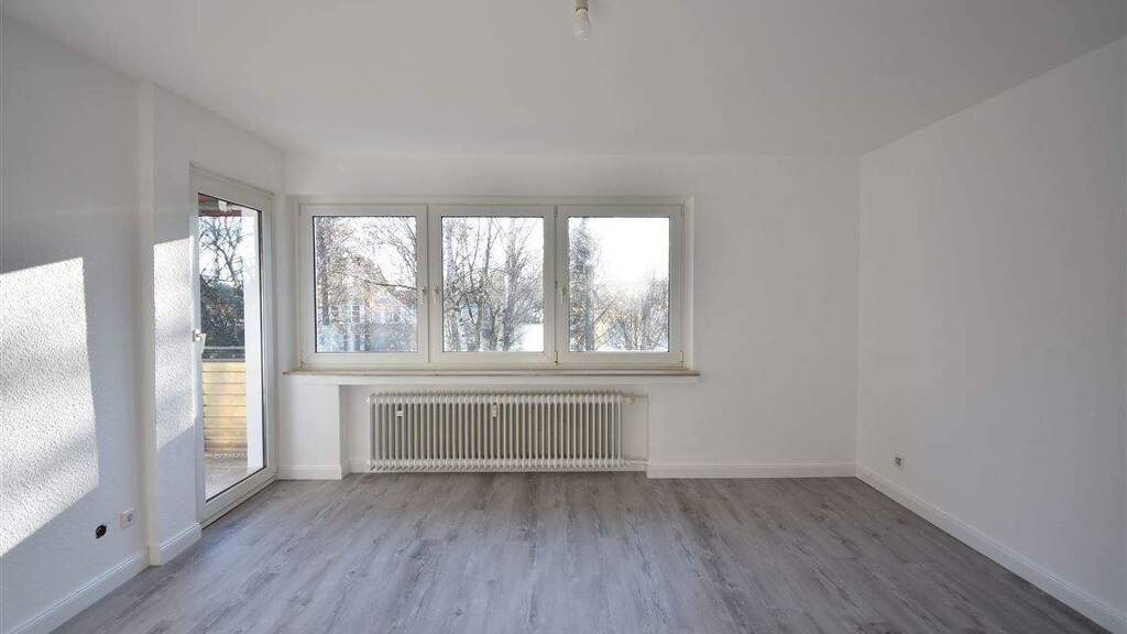 Wohnung zur Miete 795 € 3 Zimmer 69 m² 1. Geschoss frei ab 01.03.2026 Obere Holtener Straße 48 Röttgersbach Duisburg 47169